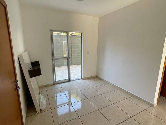 Apartamento para Venda em Contagem - 4