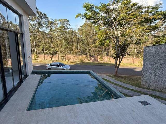 Venda em Alphaville - Lagoa dos Ingleses - Nova Lima