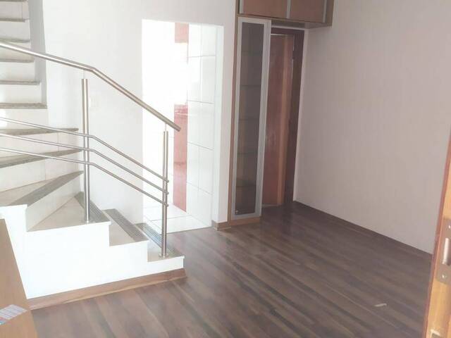 #198 - Casa para Venda em Contagem - MG